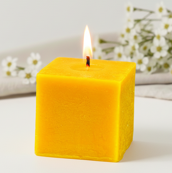 świeca z wosku pszczelego