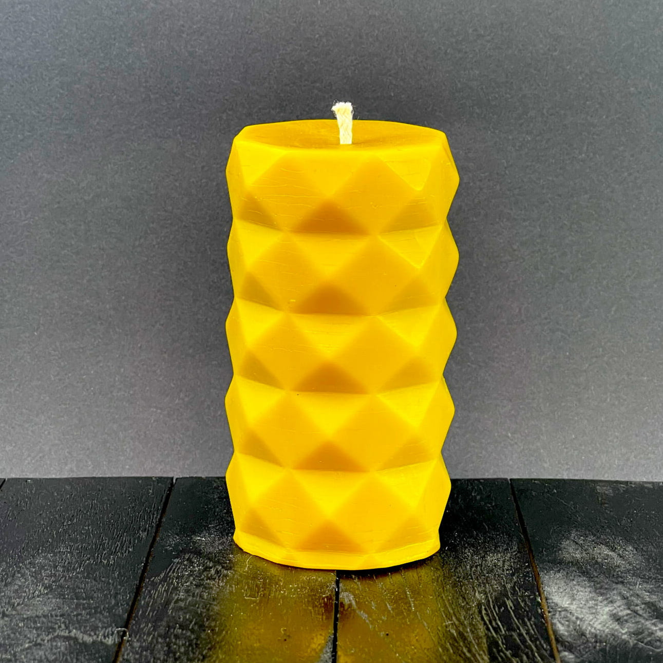 świeca z wosku pszczelgo