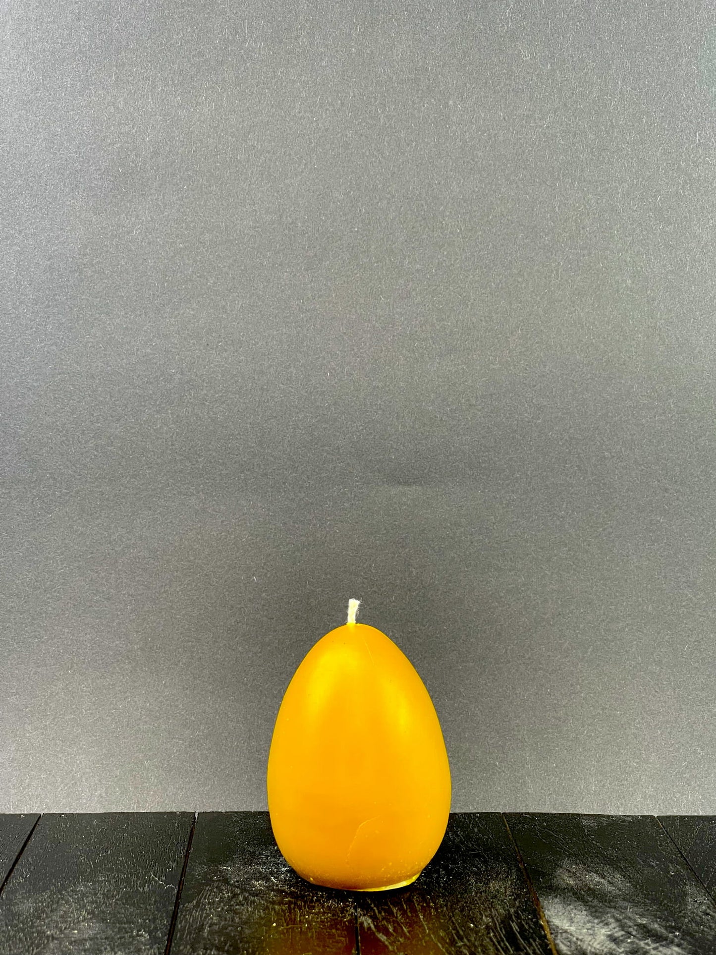 Świeca z wosku pszczelego jajko gładkie małe