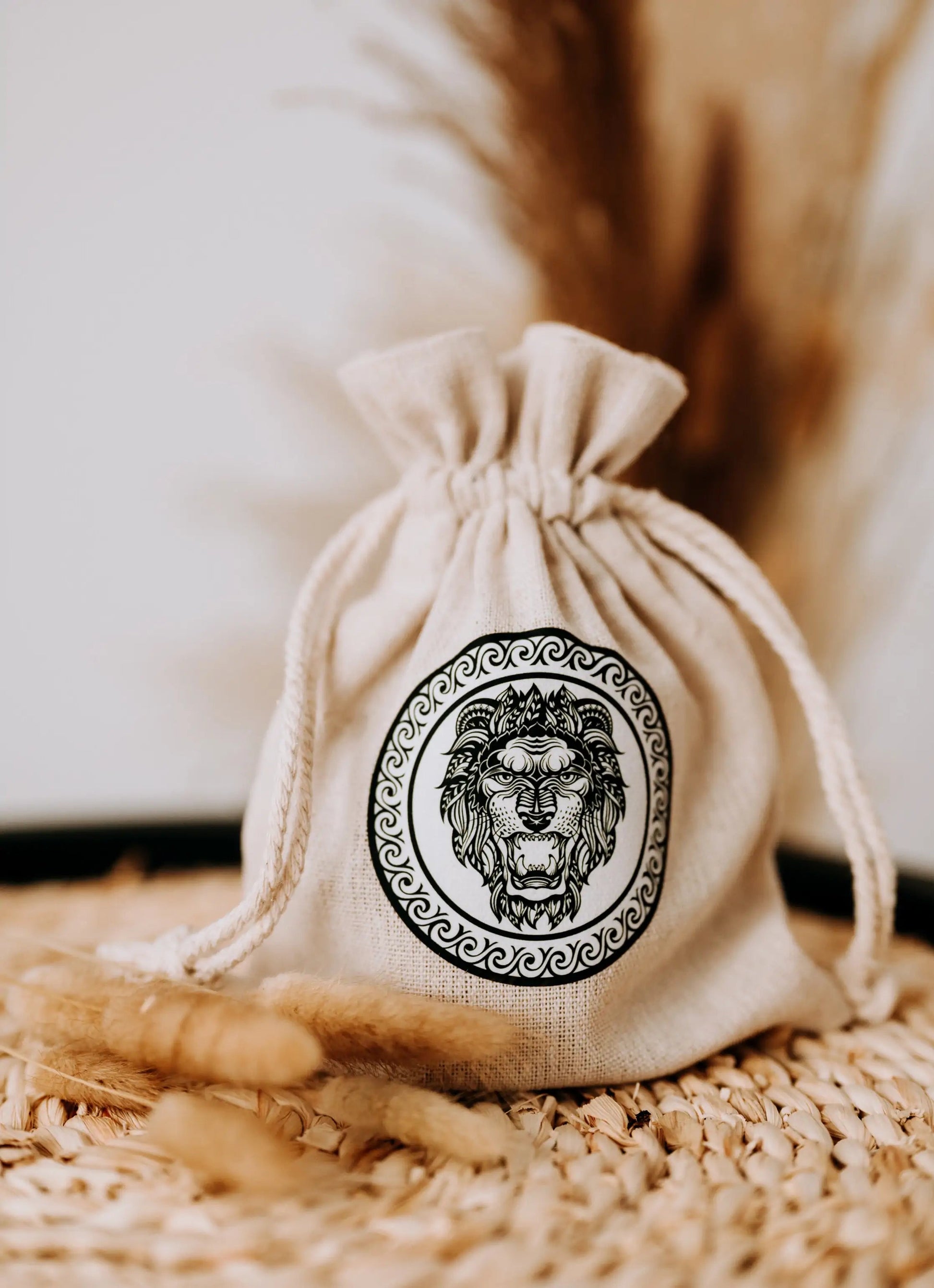 Świeca znak zodiaku z wosku pszczelego w woreczku Apimel