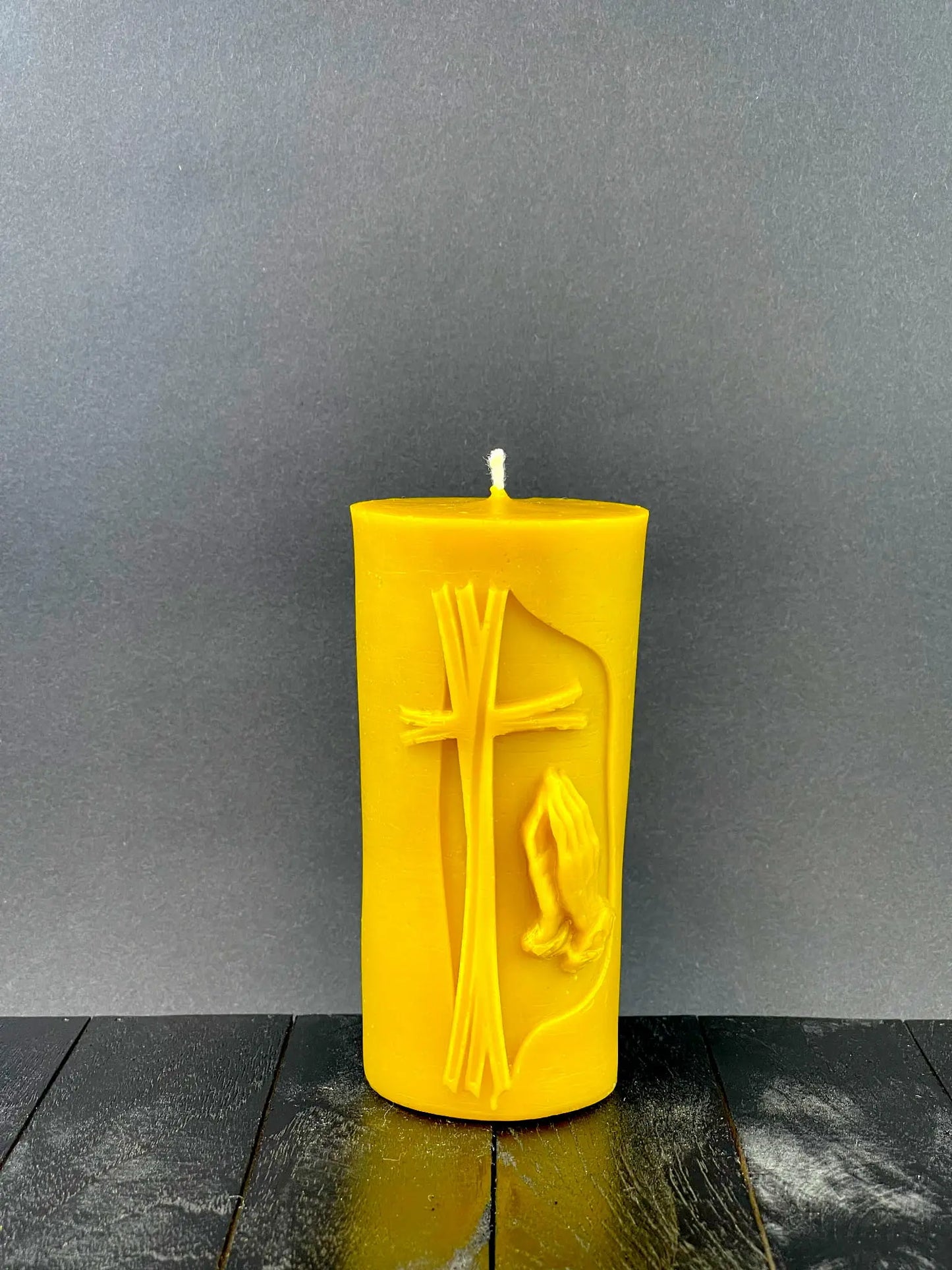 Świeca z wosku pszczelego woskowa z krzyżem Apimel