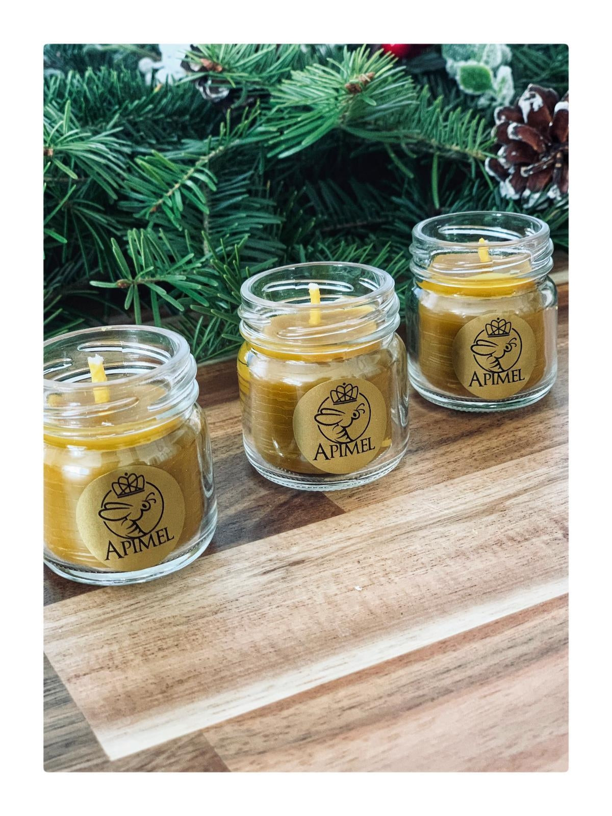 Świeca z wosku pszczelego w szkle mała