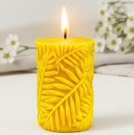 Grande bougie en cire d'abeille - Feuilles