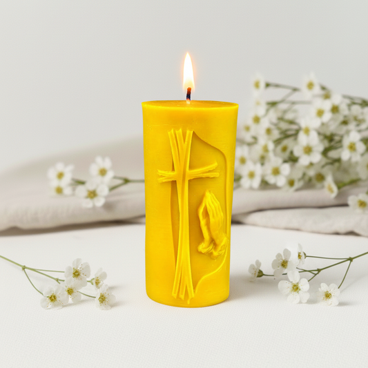 Świeca z wosku pszczelego z krzyżem religijna dekoracyjna